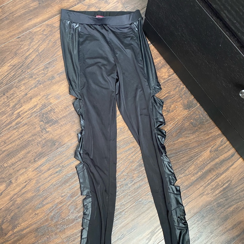 Faux leather leggings